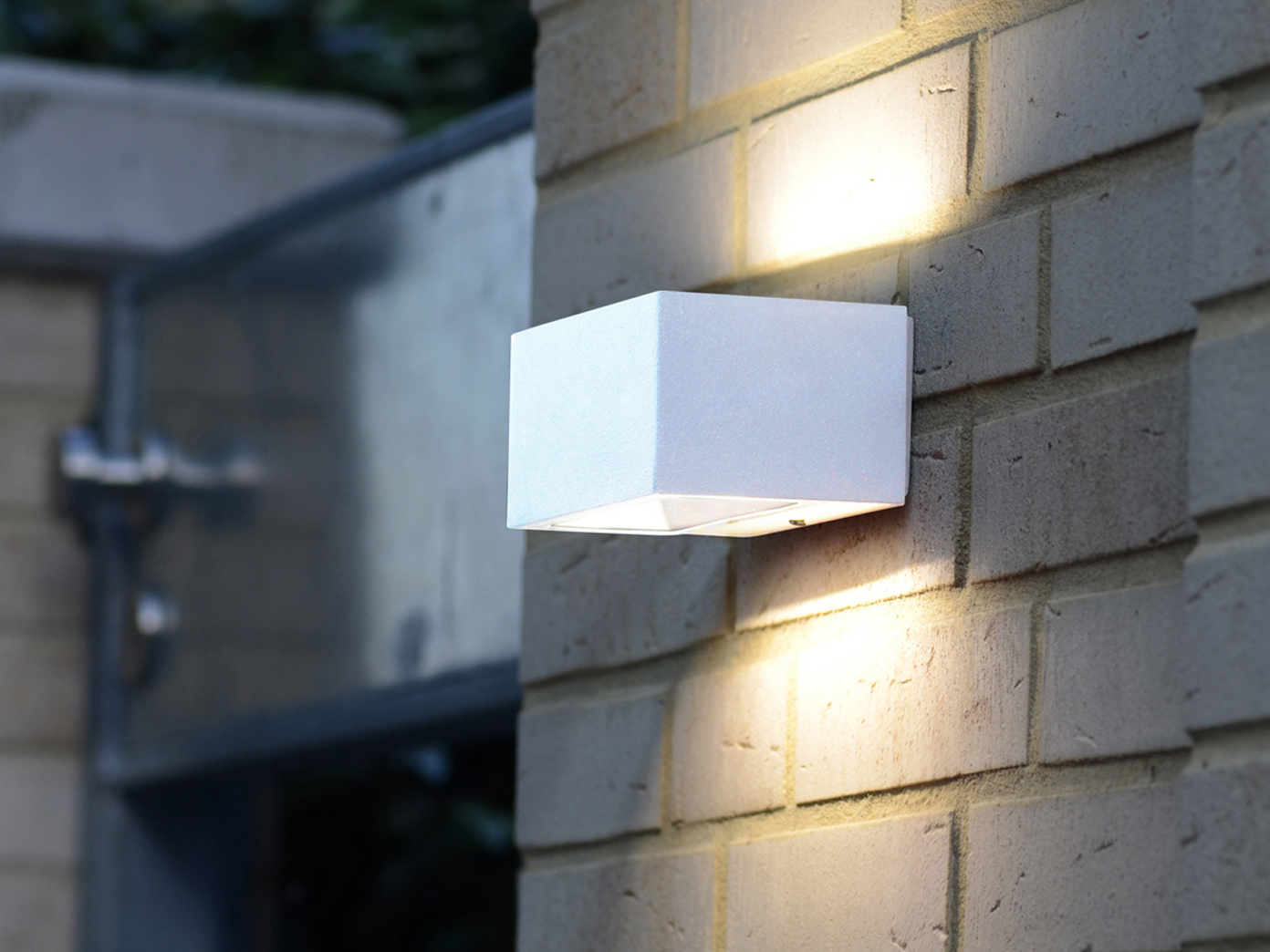 Eckige LED Wandleuchten für den Außenbereich/Garten mit Up and Down